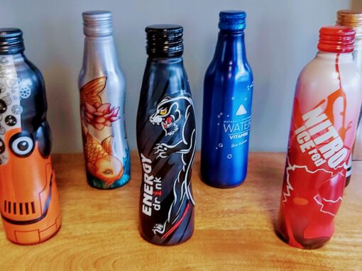 CUSTOM ALUMINUM BOTTLES: THE COMPLETE GUIDE CUSTOM ALUMINUM BOTTLES: THE COMPLETE GUIDE